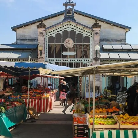 Cosy Entre Vieux Port Et Marche ラ・ロシェル