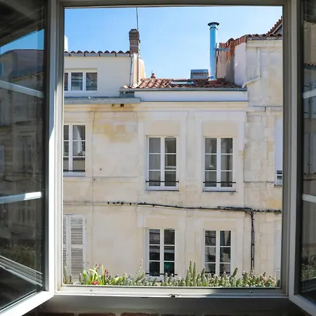 Cosy Entre Vieux Port Et Marche ラ・ロシェル