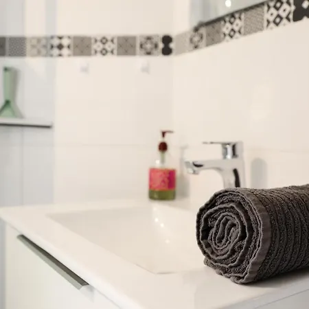 Apartment Cosy Entre Vieux Port Et Marche La Rochelle (Charente-Maritime)