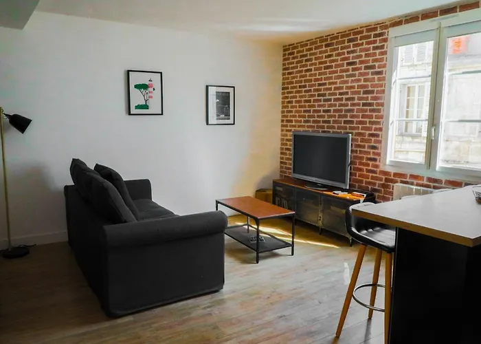 Cosy Entre Vieux Port Et Marche